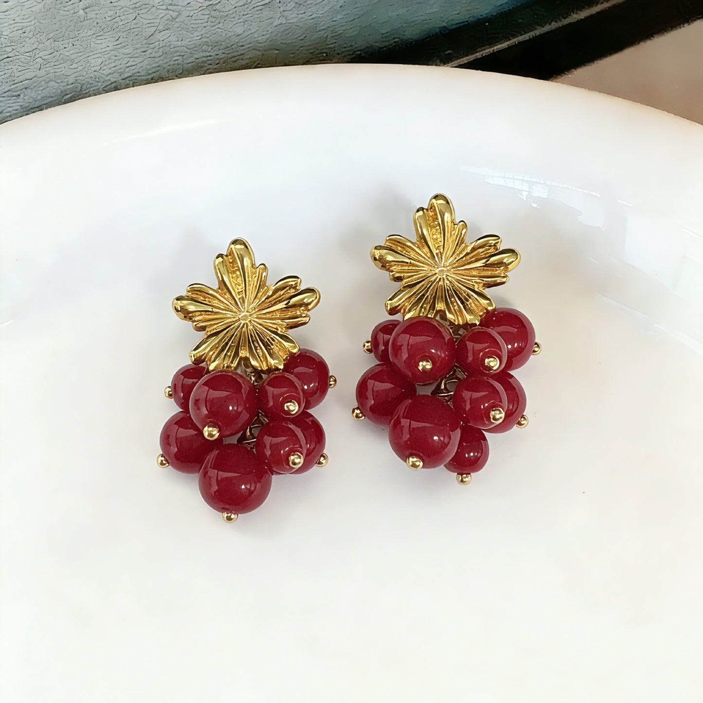 Retro Wine Red Leaf Drop Earrings For Women In Zinc Alloy, Available As Clip Earrings