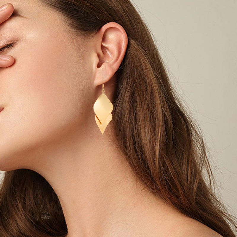 Leaf Drop Earrings For Women Featuring Electroplated Alloy With Exaggerated Style And 925 Sterling Silver Studs