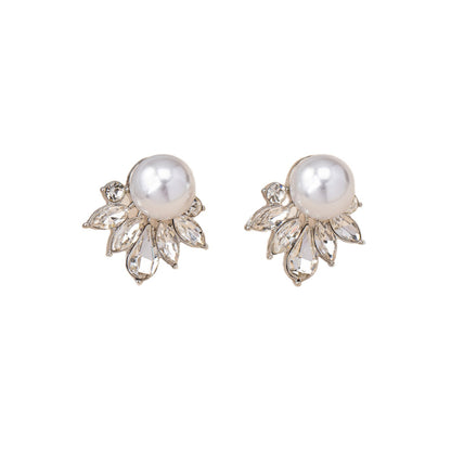 Retro Flowers Tassel Earrings For Women With Zinc Alloy Ear Pins And Artificial Pearl Inlay, Clip-On Style