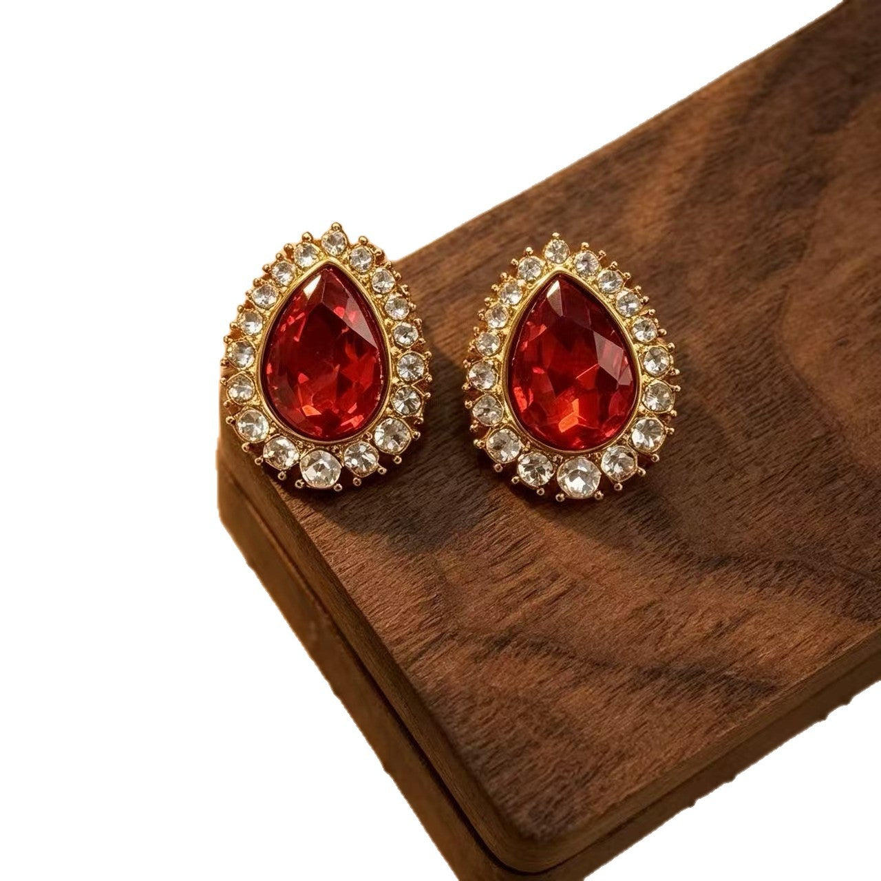 Elaborate Retro Water Droplets Stud Earrings For Unisex In Red Alloy With Rhinestones Inlay