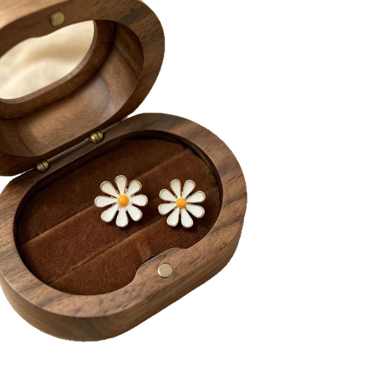 Daisy Stud Earrings For Unisex Featuring Enamel Craft And 925 Sterling Silver Posts In Pastoral Style