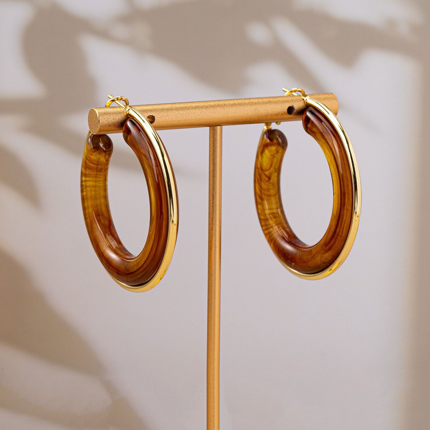 C Shape Hoop Earrings For Unisex Featuring Ombre Color And Zinc Alloy Material With Resin Studs In Retro Style