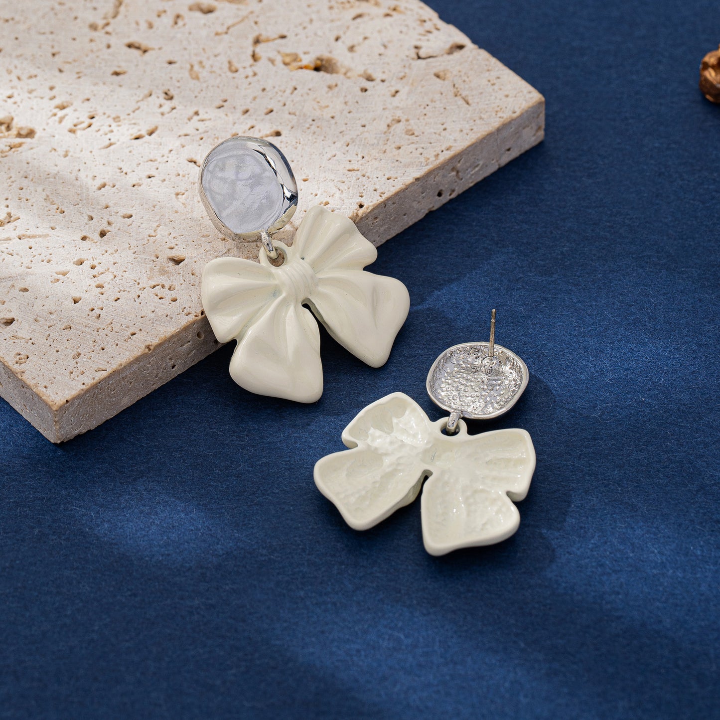 Bow Tie Stud Earrings For Unisex Featuring Electroplated Zinc Alloy With 925 Sterling Silver Posts In Retro Style