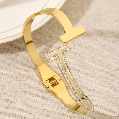 Simple Style Circle Bangle For Women In Titanium Steel With 18K Real Gold Plated Electroplated Finish And Rhinestone Inlay