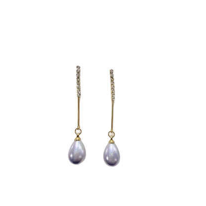 Elegant Water Droplets Stud Earrings For Women In Silver Featuring 925 Sterling Silver Ear Pins And Copper Material