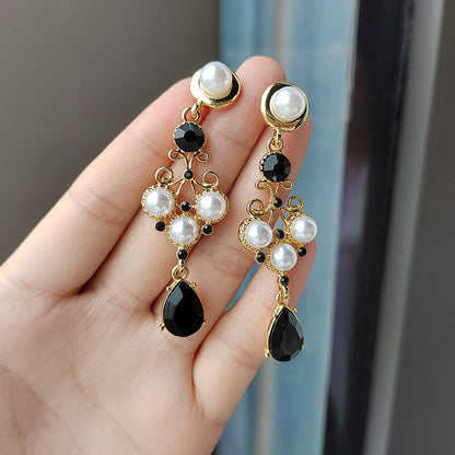 Baroque Style Water Droplets Earrings In Dyed Black Alloy For Women, Featuring Durable Alloy Studs