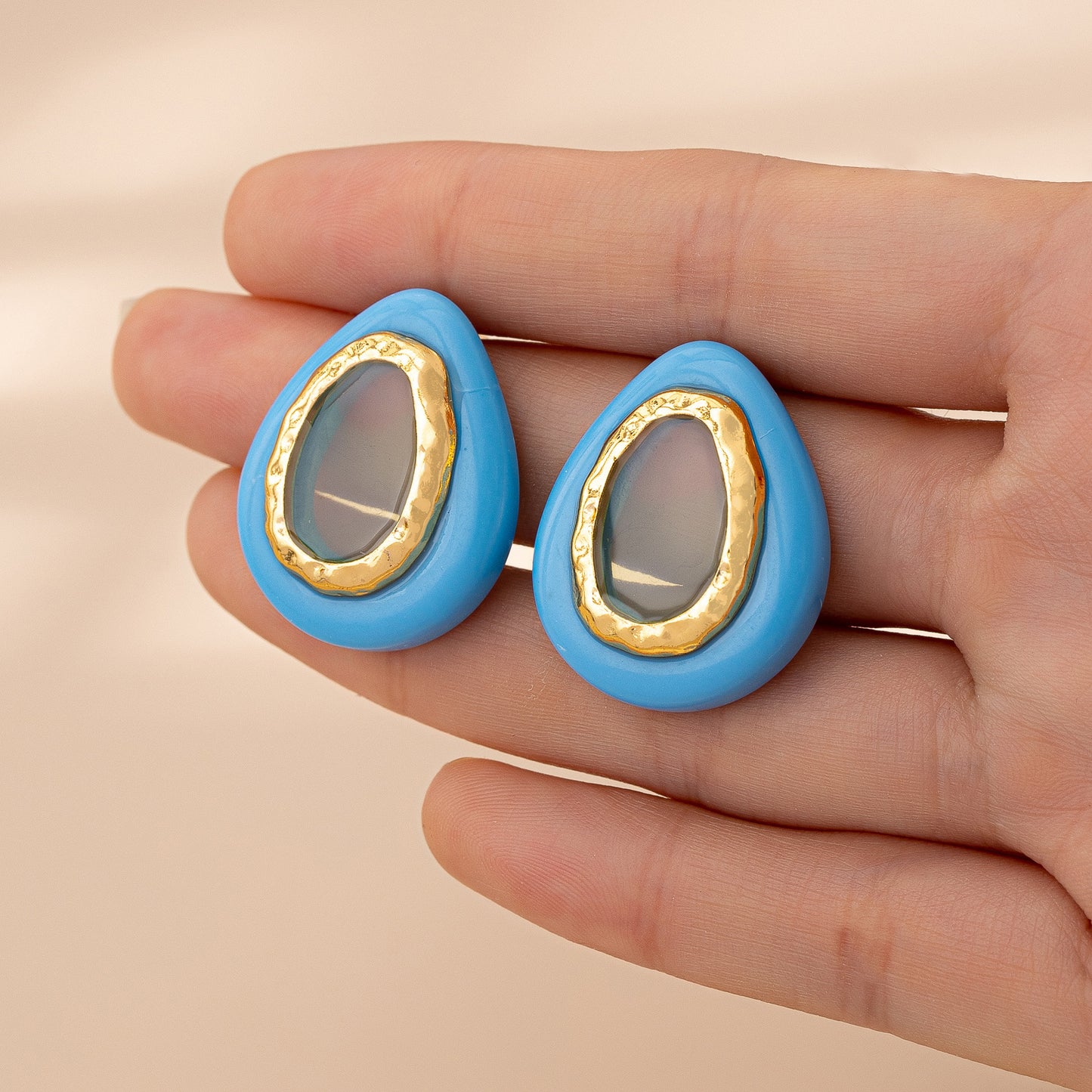 Water Droplets Stud Earrings For Unisex Featuring Silver Acrylic With Resin Ear Pins In Retro Style