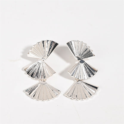 Retro Silver Sector Clip Earrings Made Of Zinc Alloy, Perfect For Daily Wear