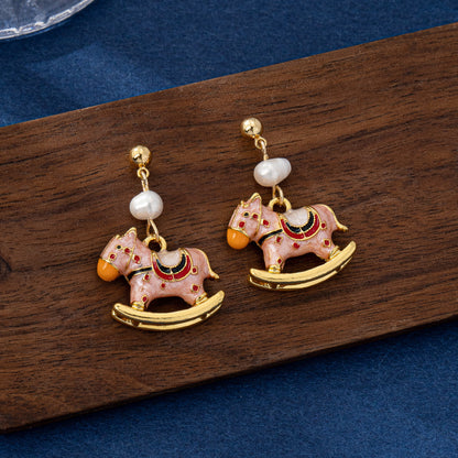 Pastoral Natural Pink Horse Stud Earrings In Zinc Alloy With Electroplated Finish, Clip Earrings