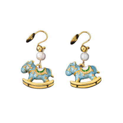 Pastoral Natural Pink Horse Stud Earrings In Zinc Alloy With Electroplated Finish, Clip Earrings
