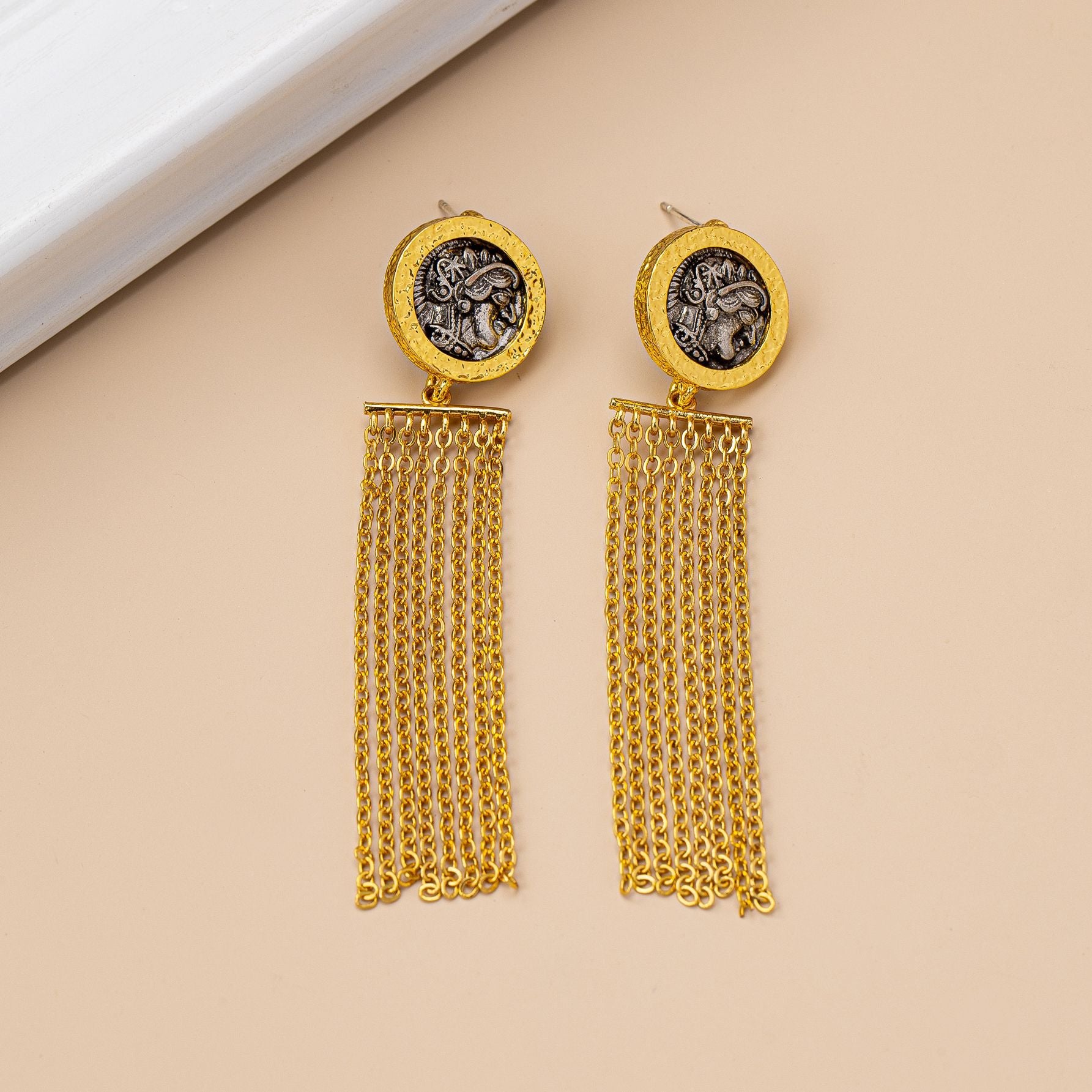 Retro Roman Numeral Tassel Stud Earrings For Unisex, Crafted In Zinc Alloy With Zircon Inlay