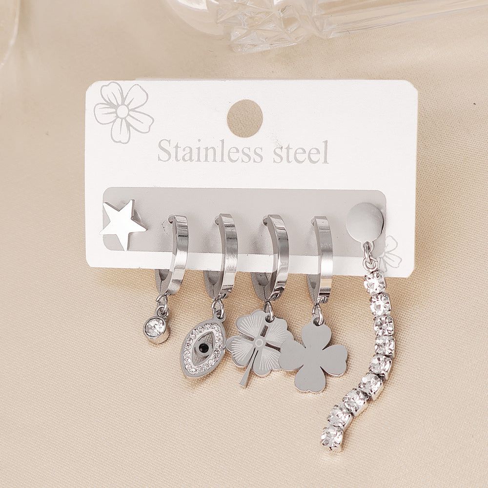 Lucky Heart Simple Style Earrings For Women In Gold, Waterproof Non Tarnish Titanium Steel With 304 Stainless Steel Ear Pins