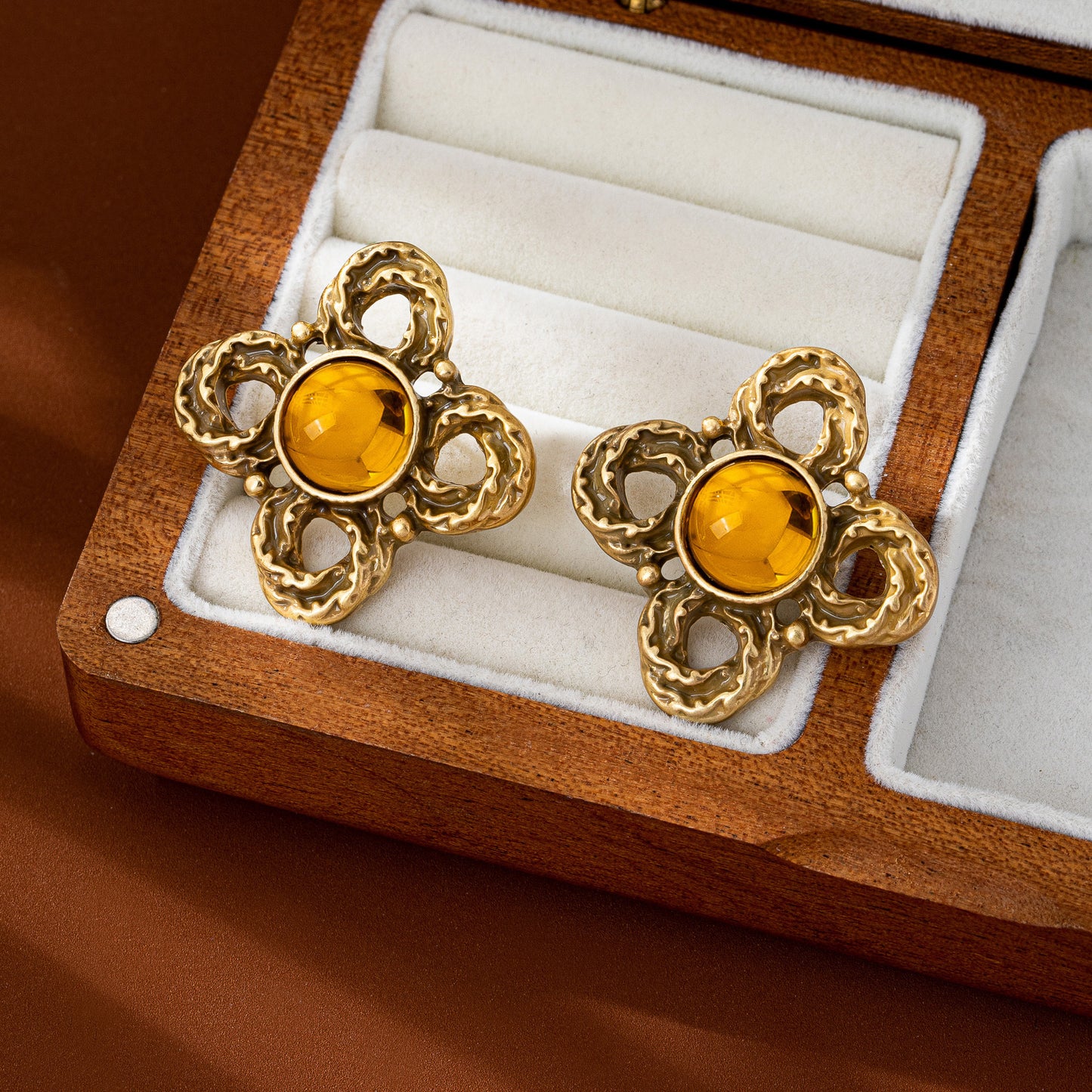 Yellow Flowers Stud Earrings For Unisex Featuring Zinc Alloy With Glass Inlay And 925 Sterling Silver Ear Pins