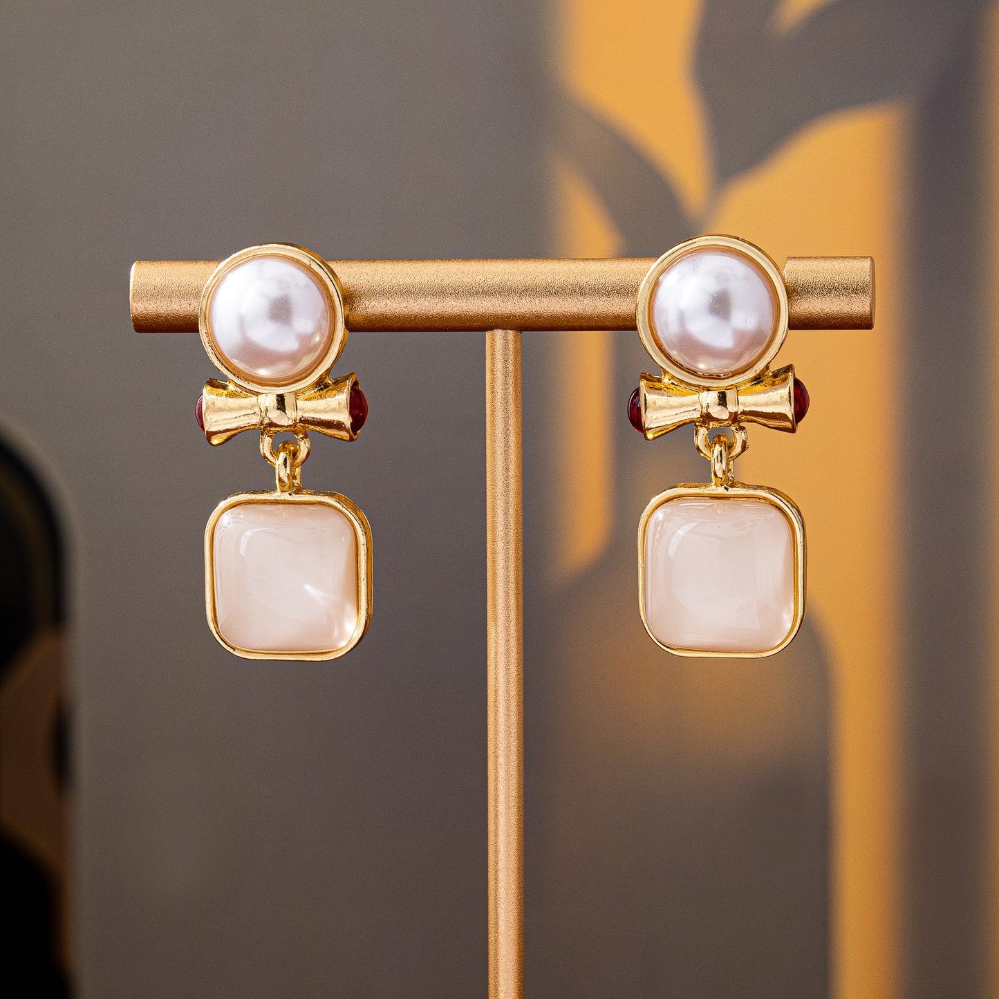 Natural Pink Flowers Stud Earrings For Unisex Featuring Zinc Alloy With 925 Sterling Silver Posts And Cat's Eye Stone Inlay