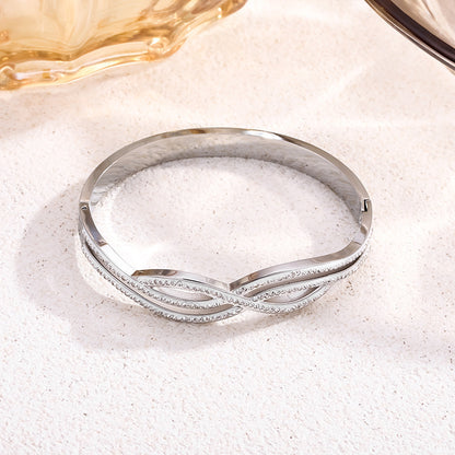 Women’s Circle Inlay Bangle Made Of Titanium Steel With Electroplated Gold Plating