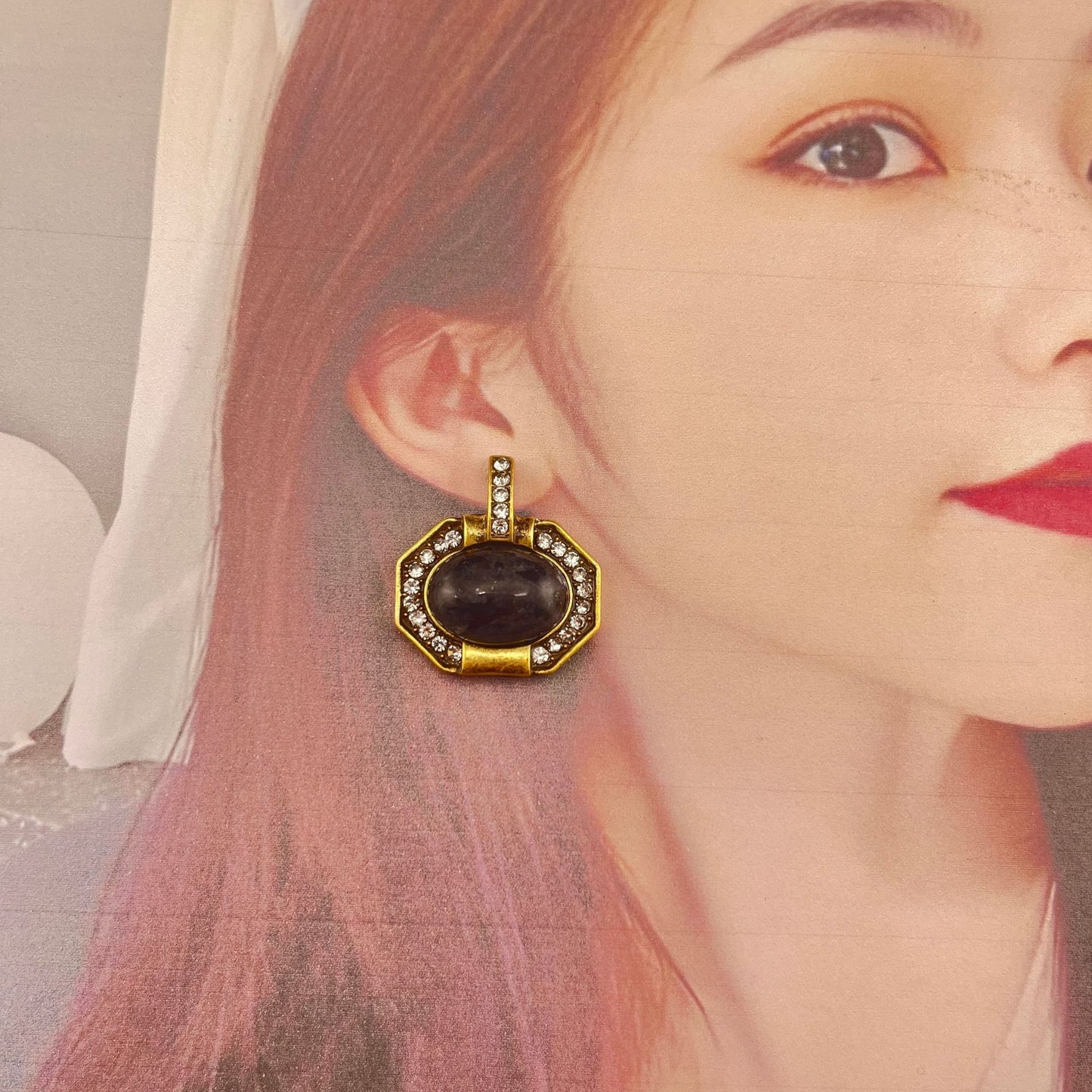 Water Droplets Stud Earrings For Unisex Featuring Electroplated Alloy And Natural Stone Inlay With Retro Style