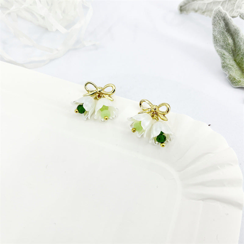 Sweet Silver Alloy Flowers Earrings For Women With Electroplated Finish, Stylish Stud Earrings
