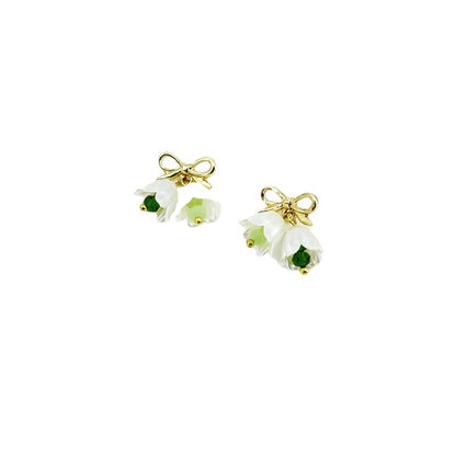 Sweet Silver Alloy Flowers Earrings For Women With Electroplated Finish, Stylish Stud Earrings