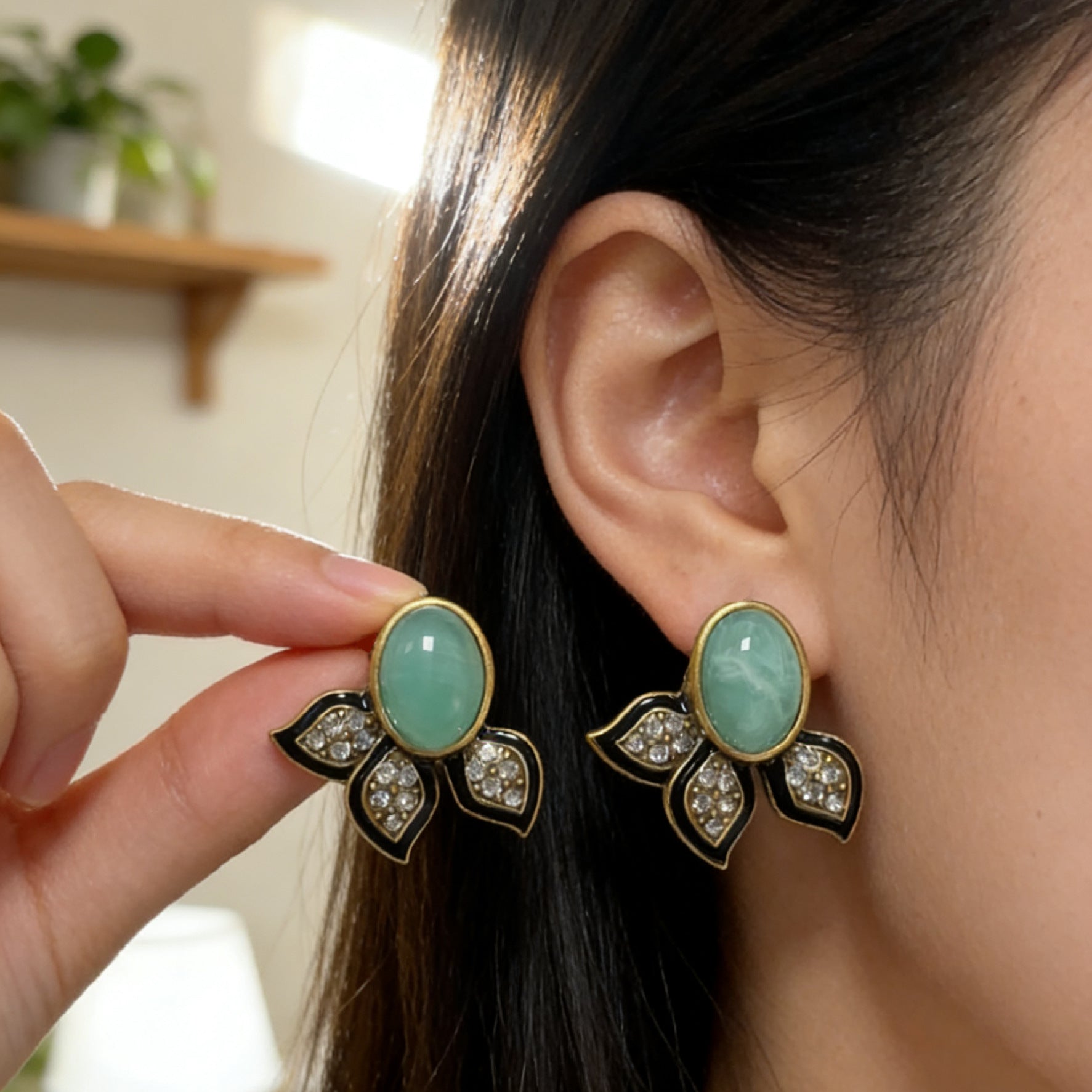 Retro Geometric Zinc Alloy Earrings With Electroplated Finish, Unisex Clip Earrings