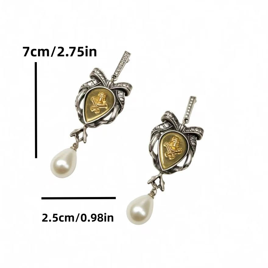 Heart Shape Stud Earrings For Unisex Featuring Retro Style And 925 Sterling Silver Posts With Zinc Alloy Design