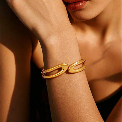 Double Ring Bangle For Women In Simple Style, Titanium Steel With Gold Plating And Spring Ring Clasp