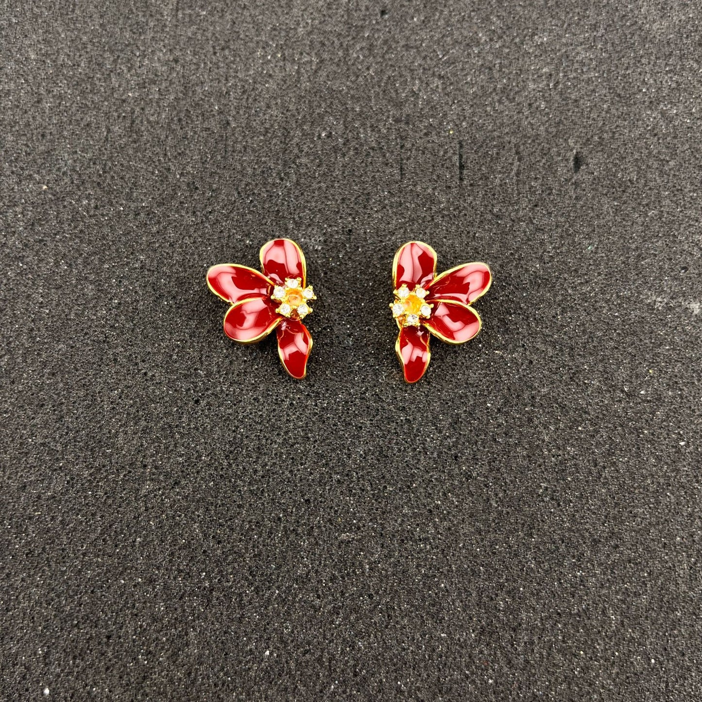 Red Flowers Stud Earrings For Unisex Featuring Alloy Material And Zircon Inlay With 925 Sterling Silver Ear Pins