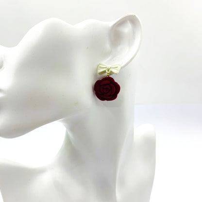 Retro Silver Rose Stud Earrings For Women With Artificial Gemstone Inlay And Plastic Material