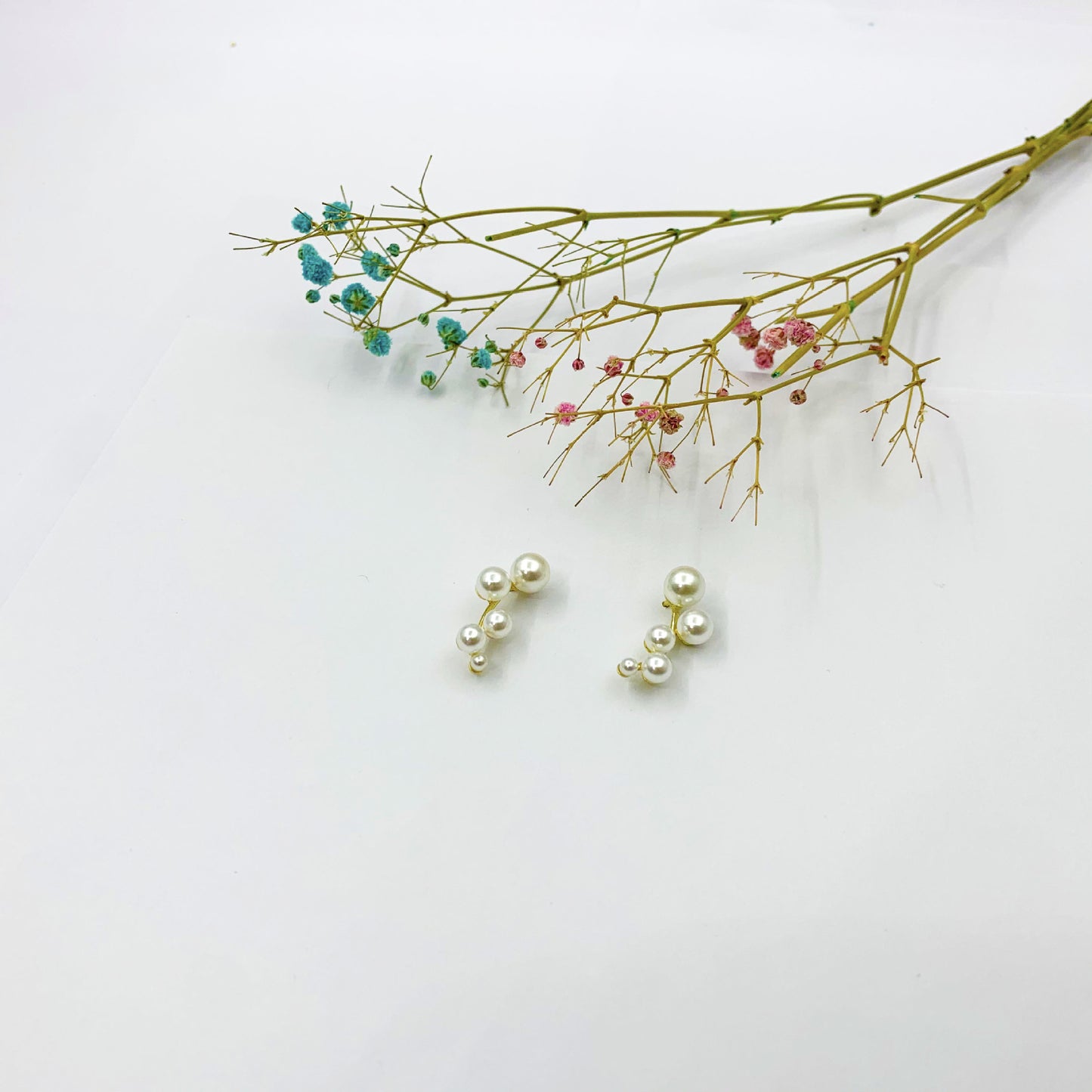 Geometric Copper Stud Earrings For Women With Artificial Gemstones, Perfect For Wedding