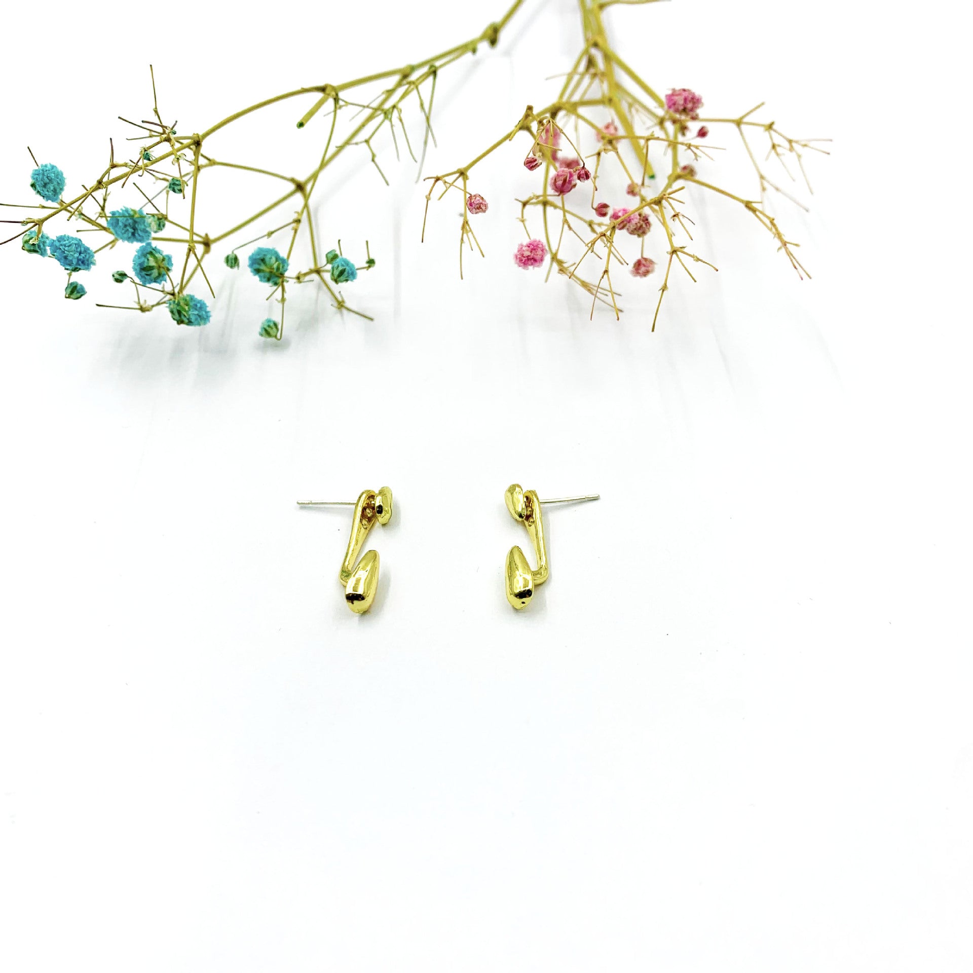 Water Droplets Stud Earrings For Women In Electroplated Alloy With Artificial Gemstones