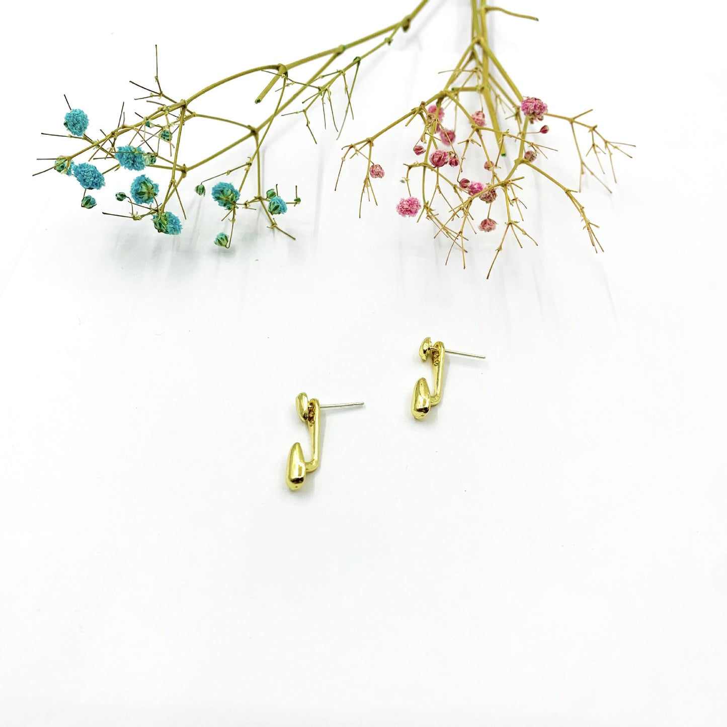 Water Droplets Stud Earrings For Women In Electroplated Alloy With Artificial Gemstones
