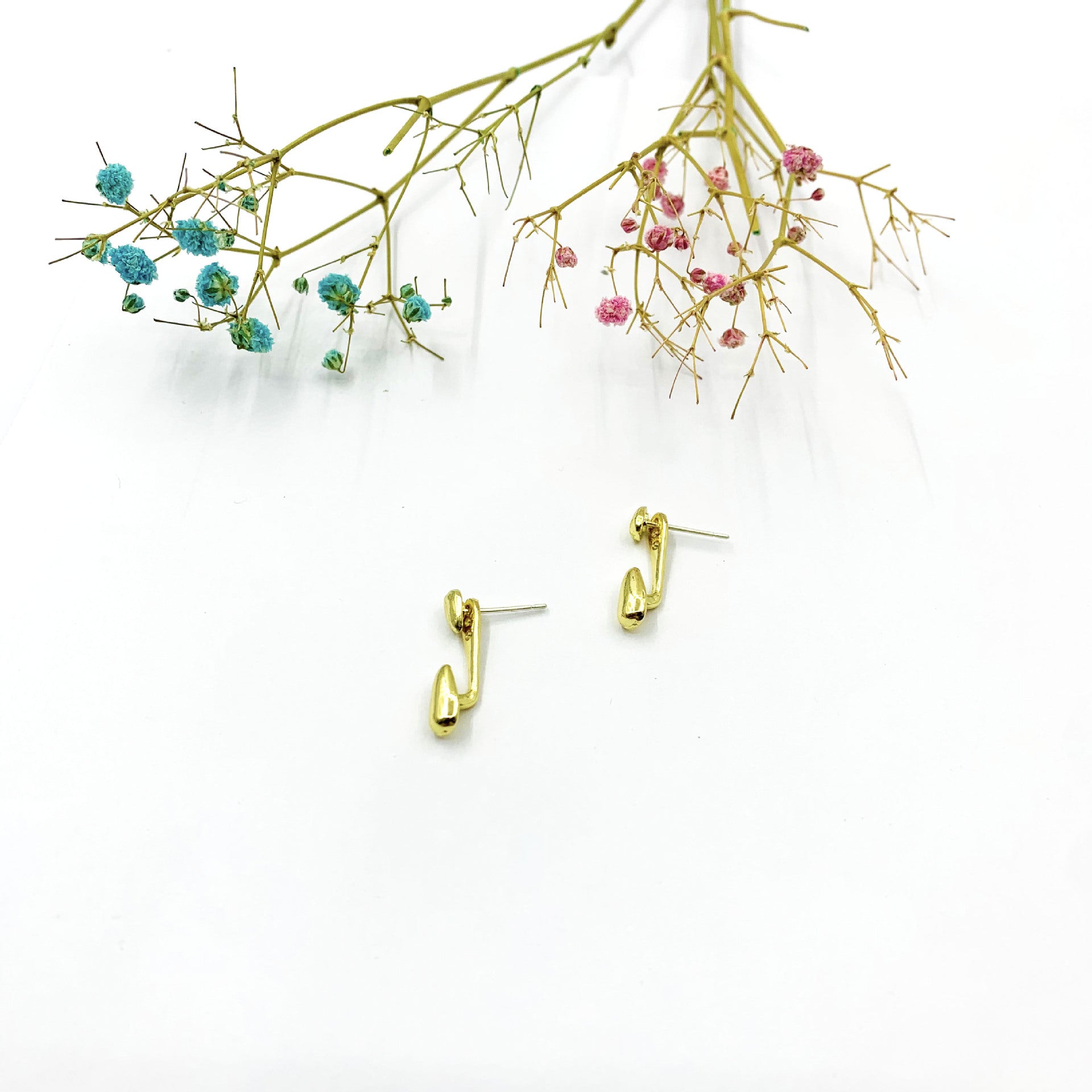 Water Droplets Stud Earrings For Women In Electroplated Alloy With Artificial Gemstones