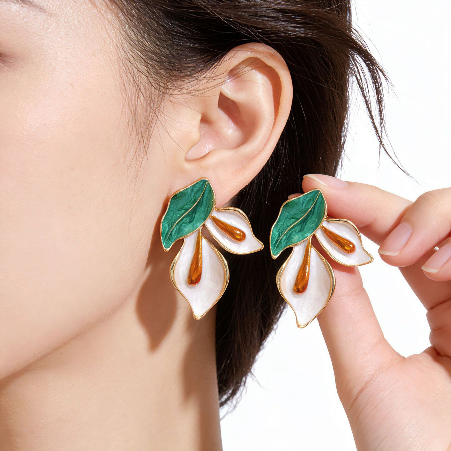 Unisex Flowers Stud Earrings For Everyday Wear Featuring Electroplated Enamel Craft And 925 Sterling Silver Posts