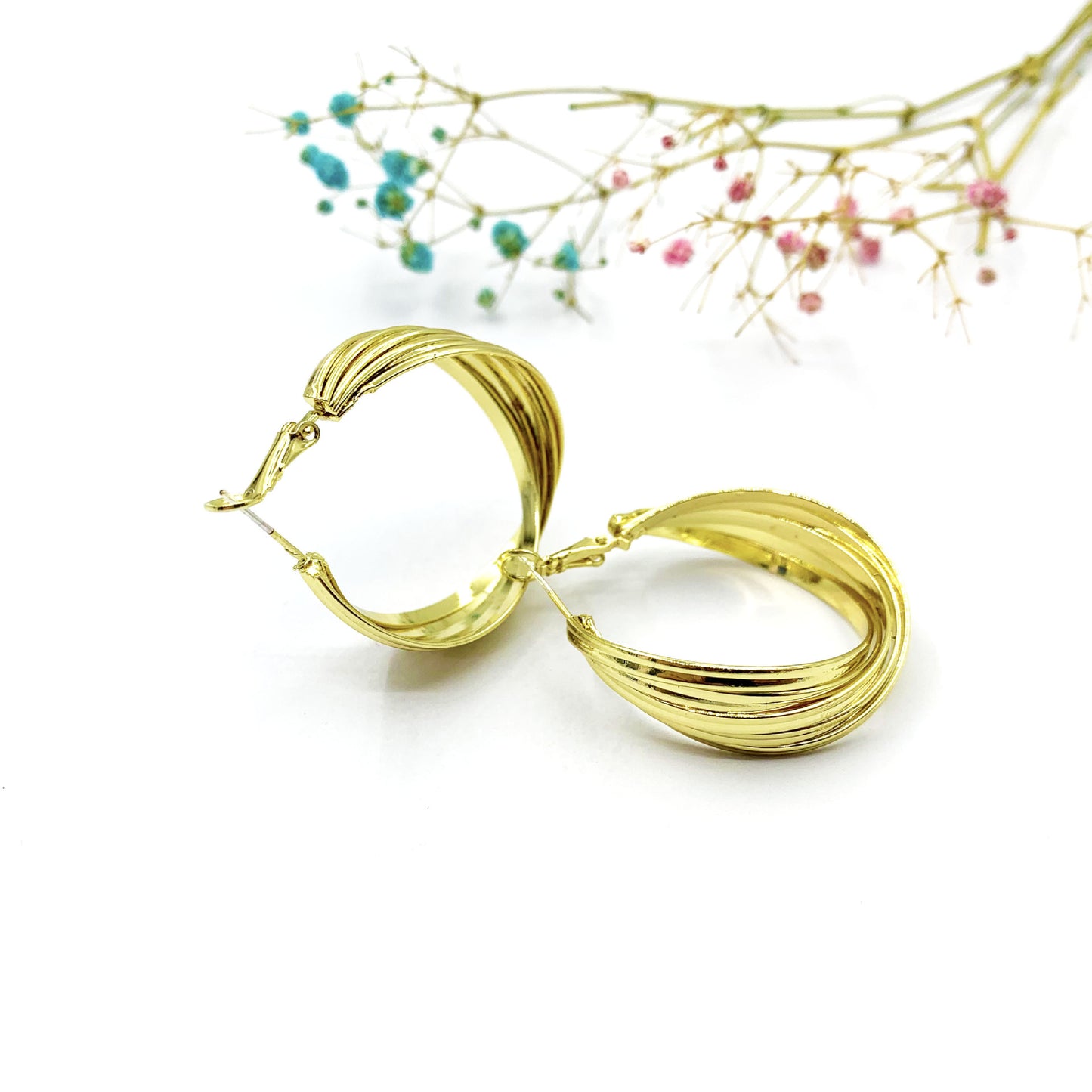 Geometric Silver Alloy Stud Earrings For Women In With Artificial Gemstones Inlay