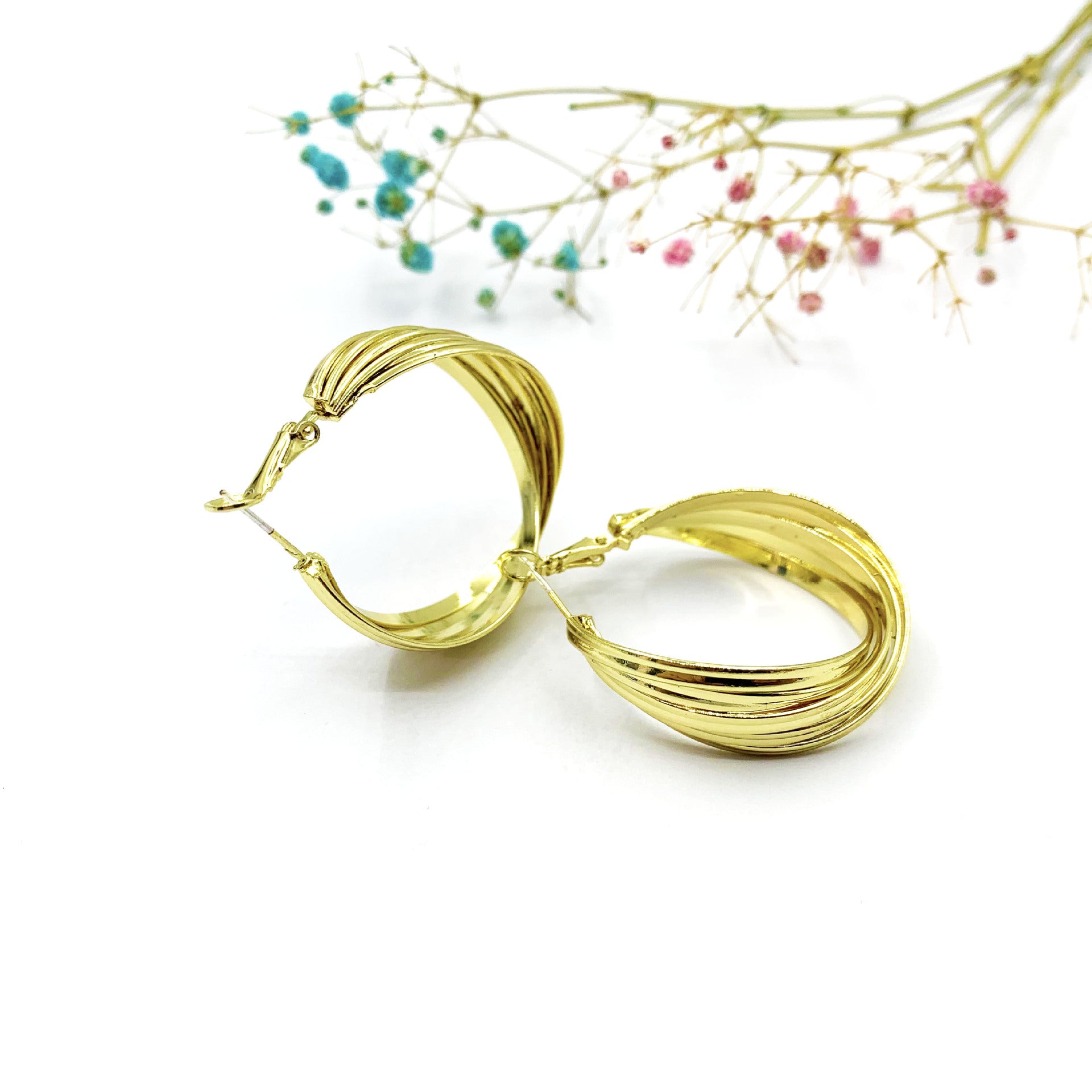 Geometric Silver Alloy Stud Earrings For Women In With Artificial Gemstones Inlay