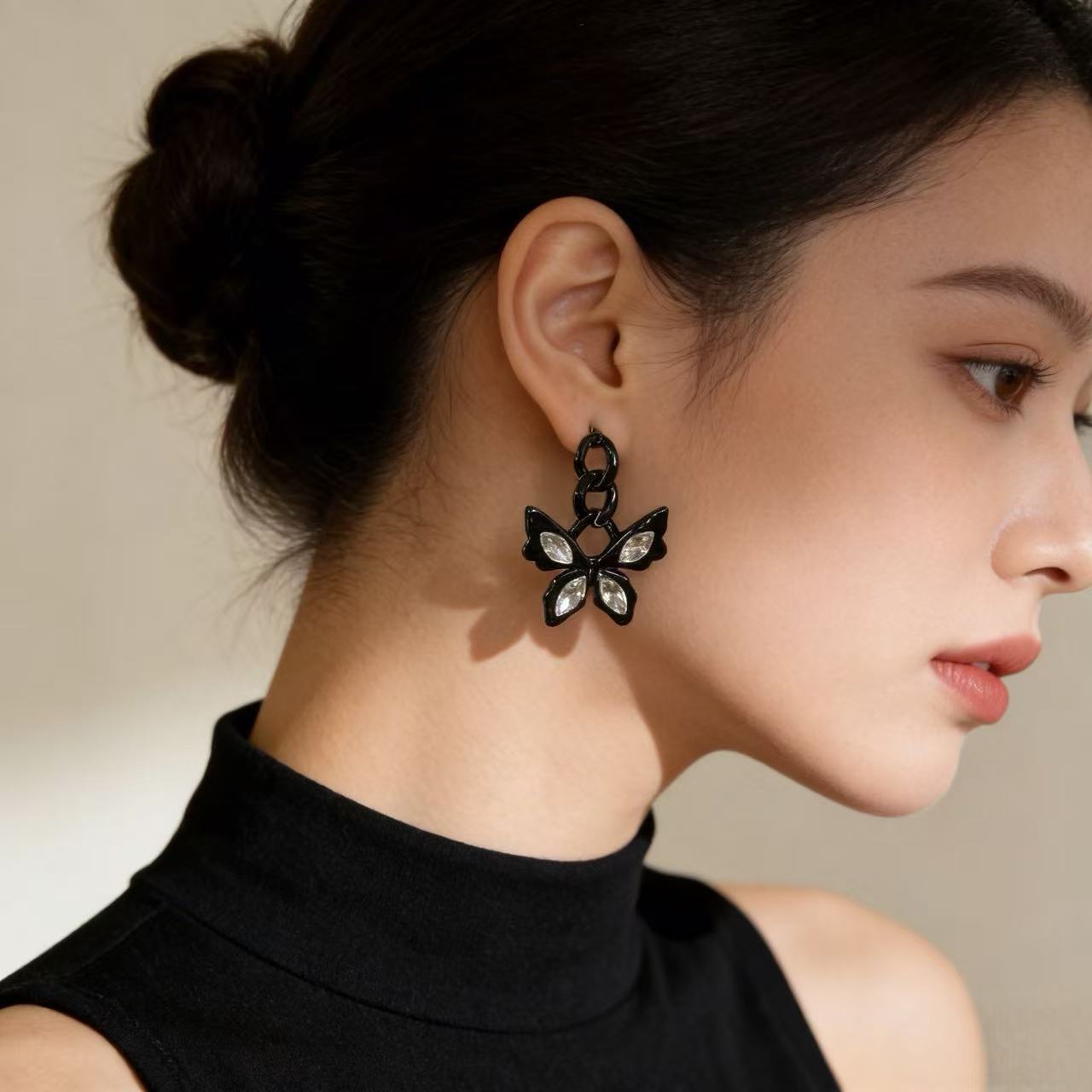 Butterfly Stud Earrings With 925 Sterling Silver Ear Pins And Crystal Inlay Featuring Stoving Varnish Finish