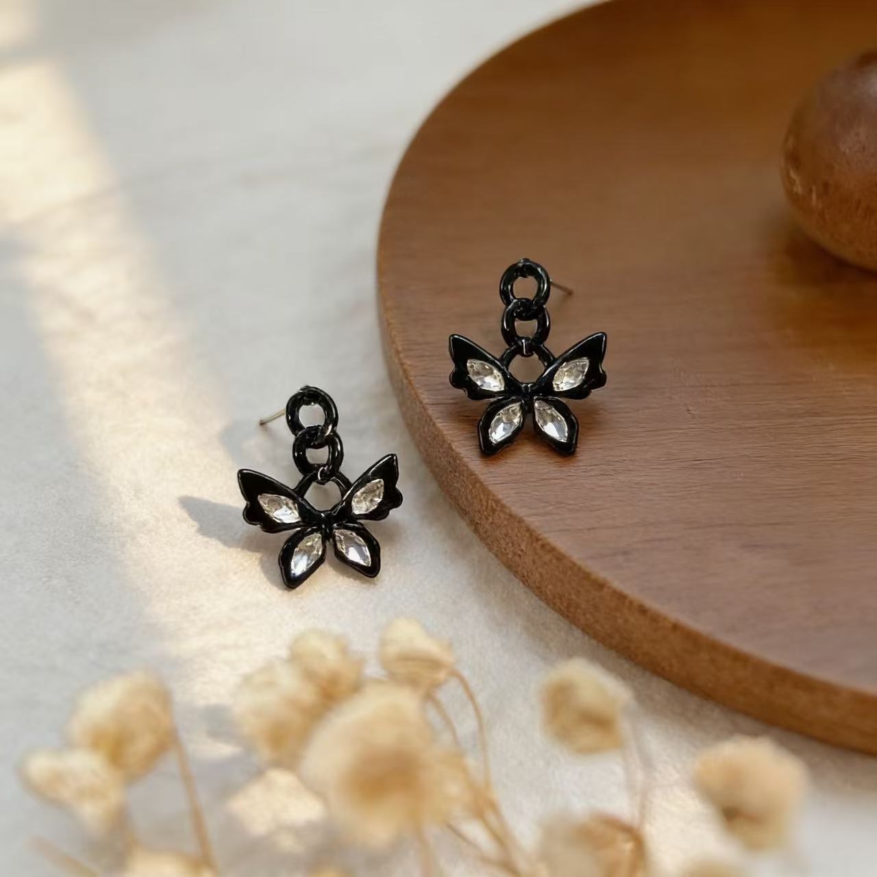 Butterfly Stud Earrings With 925 Sterling Silver Ear Pins And Crystal Inlay Featuring Stoving Varnish Finish