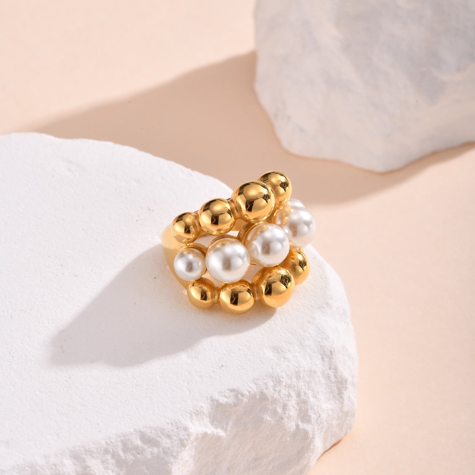 Sweet Irregular Titanium Steel Ring For Women, Waterproof Non Tarnish With Electroplated Gold Plating Process