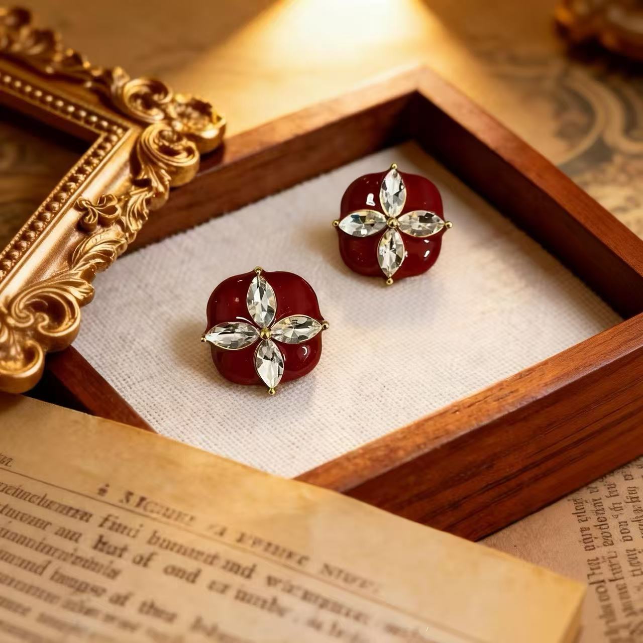 Lucky Heart Stud Earrings For Women In Red Enamel With Zircon Inlay, Featuring 925 Sterling Silver Ear Pins And Zinc Alloy Material