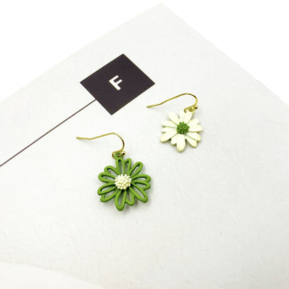 Daisy Asymmetrical Earrings For Women With Alloy And Artificial Gemstones