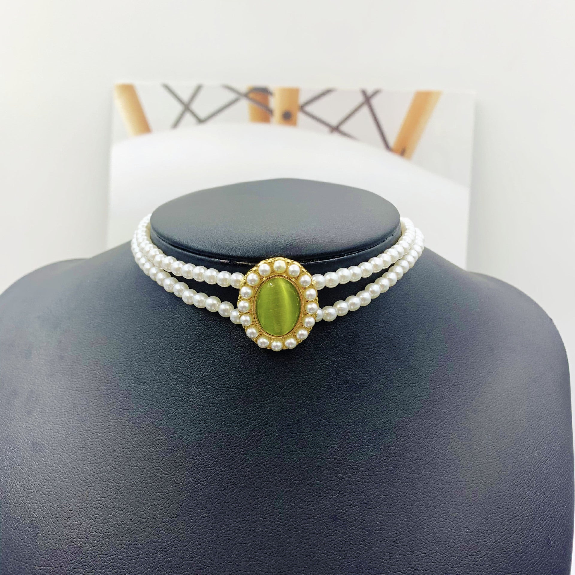 Pearl Gem Choker Necklace For Women, Featuring Gem Inlay, Perfect For Wedding Occasions