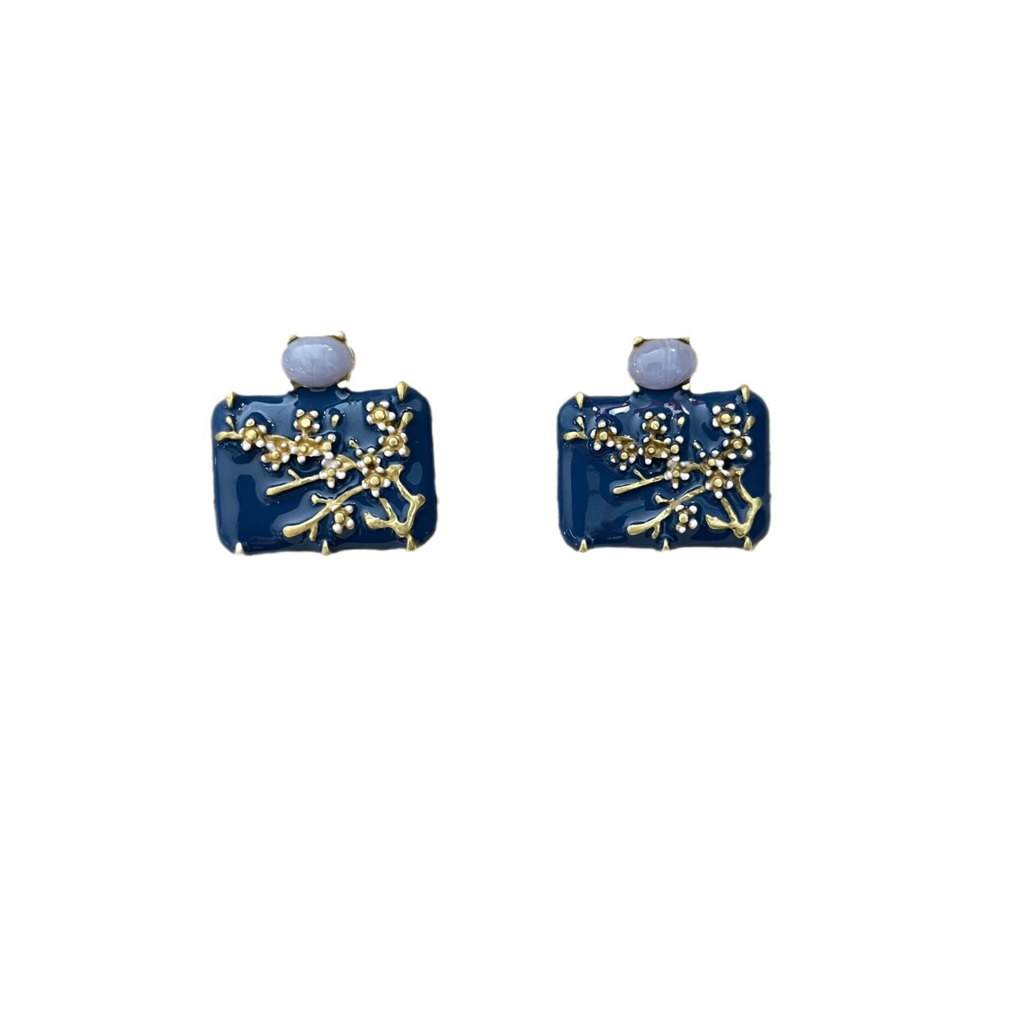 Petal Stud Earrings For Unisex Featuring Purple Enamel Design With 925 Sterling Silver Alloy Posts