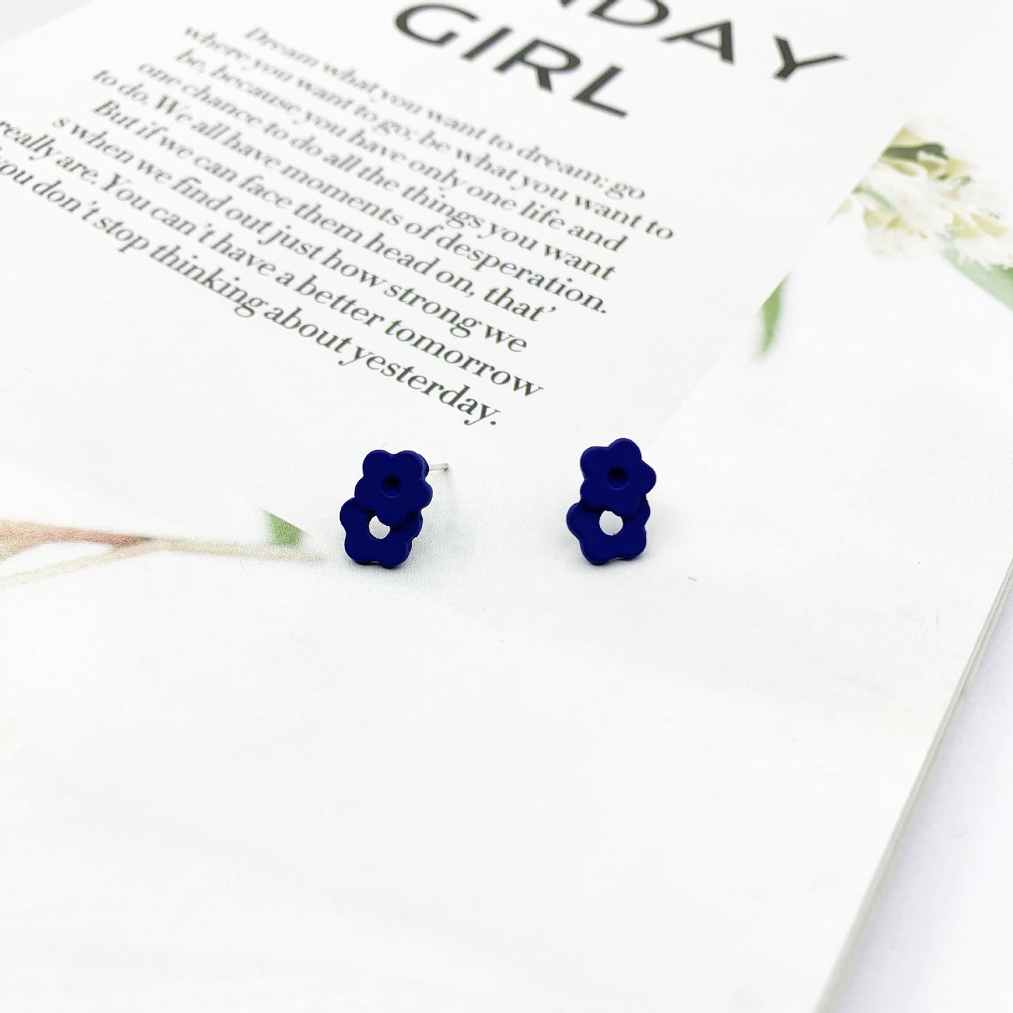 Blue Flower Stud Earrings For Women, Electroplated Alloy With Artificial Gemstones