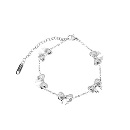 Sweet Heart Shape Titanium Steel Bracelet For Women In Gold, Perfect For Business Occasions