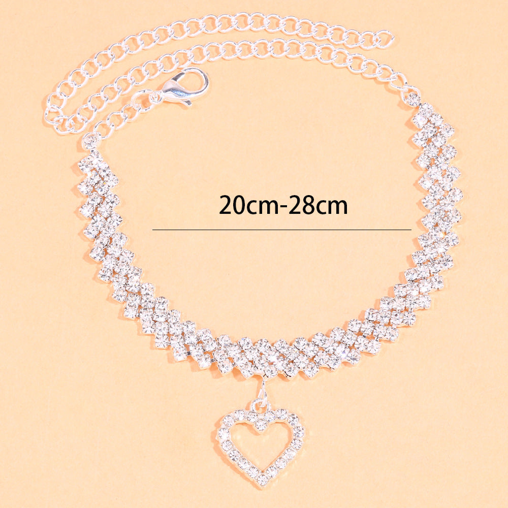 Women's Gold Alloy Anklet With Heart Shape Pattern And Artificial Gemstones, Perfect For Beach Wear