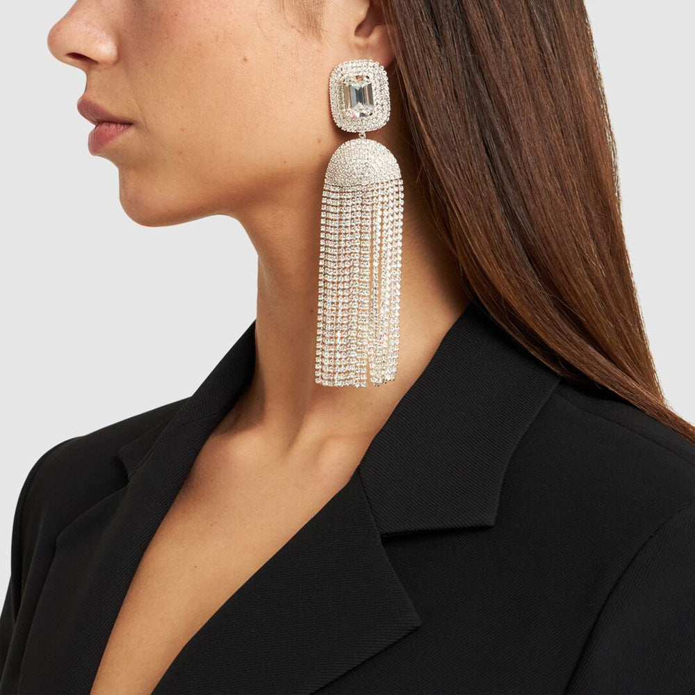 Exaggerated Silver Tassel Earrings For Women With Rhinestone Inlay, Crafted From Alloy