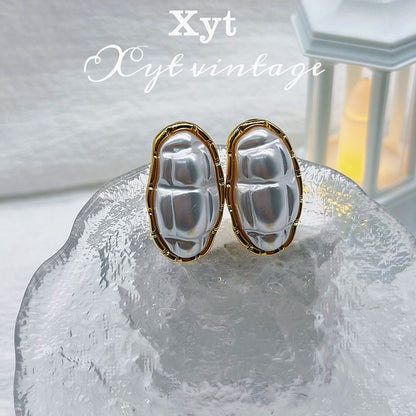 Retro Oval Stud Earrings For Women In Silver Copper With Freshwater Pearl Inlay