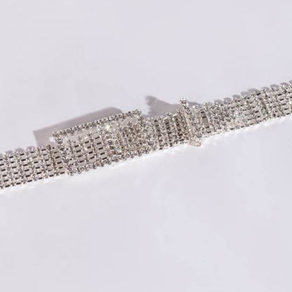 Simple Style Geometric Silver Alloy Choker Necklace With Rhinestones Pendant For Women
