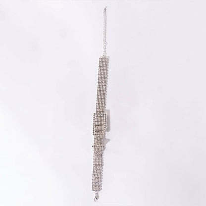 Simple Style Geometric Silver Alloy Choker Necklace With Rhinestones Pendant For Women