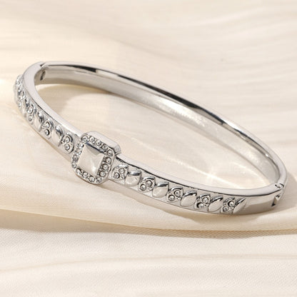 Vintage Style Circle Bangle For Women In Titanium Steel With Electroplated Gold Plating And Zircon Inlay