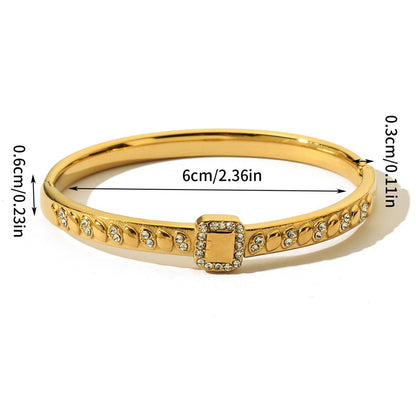 Vintage Style Circle Bangle For Women In Titanium Steel With Electroplated Gold Plating And Zircon Inlay